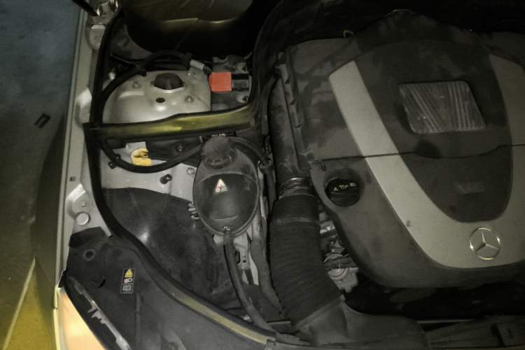 Used Mercedes-Benz C-Class 2008 C 230 Fashion Model Engine Bay Right
