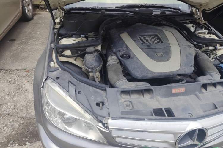 Used Mercedes-Benz C-Class 2008 C 230 Fashion Model Engine Bay Right