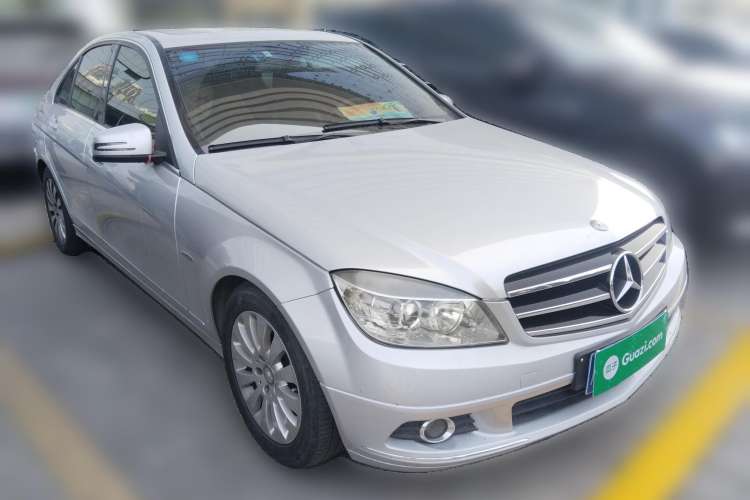 Used Mercedes-Benz C-Class 2008 C 200K Standard Model Front Right 45 Deg