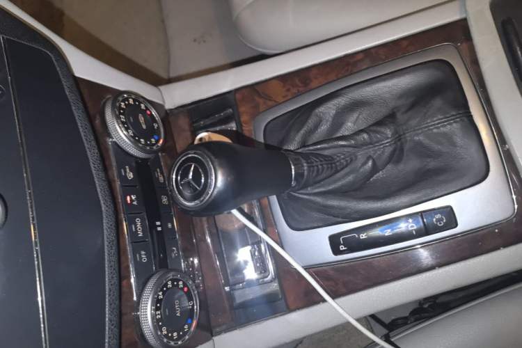 Used Mercedes-Benz C-Class 2008 C 200K Standard Model Gear Lever