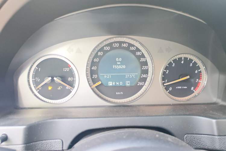 Used Mercedes-Benz C-Class 2008 C 280 Fashion Model Odometer Close Up