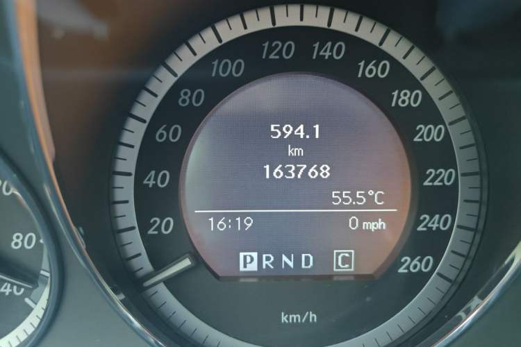 Used Mercedes-Benz C-Class 2008 C 200K Standard Model Odometer Close Up
