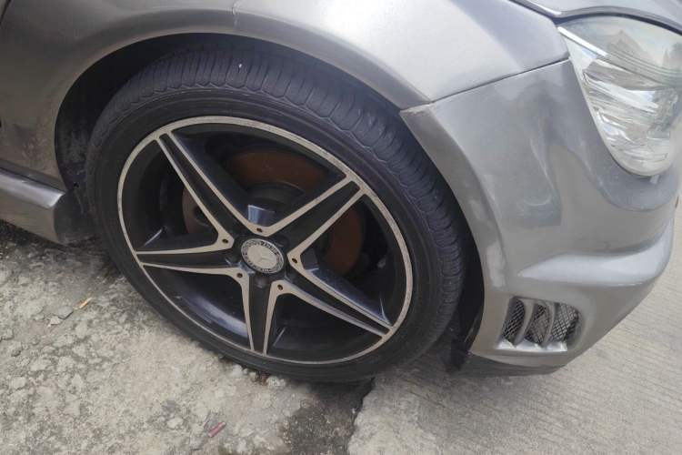 Used Mercedes-Benz C-Class 2008 C 230 Fashion Model Right Front Wheel Hub