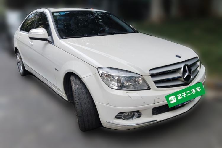 Used Mercedes-Benz C-Class 2008 C 230 Fashion Model Front Right 45 Deg