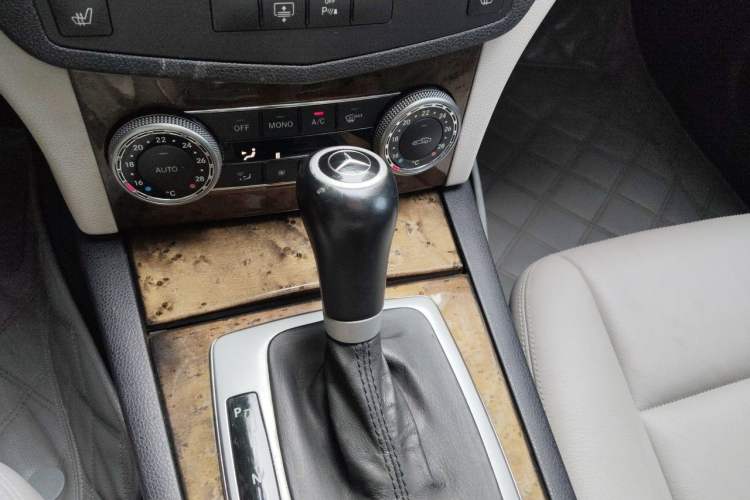 Used Mercedes-Benz C-Class 2008 C 230 Fashion Model Gear Lever