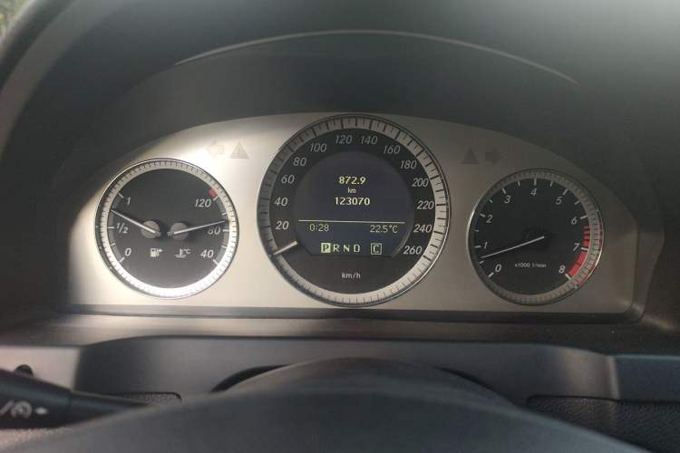 Used Mercedes-Benz C-Class 2008 C 280 Fashion Model Odometer Close Up