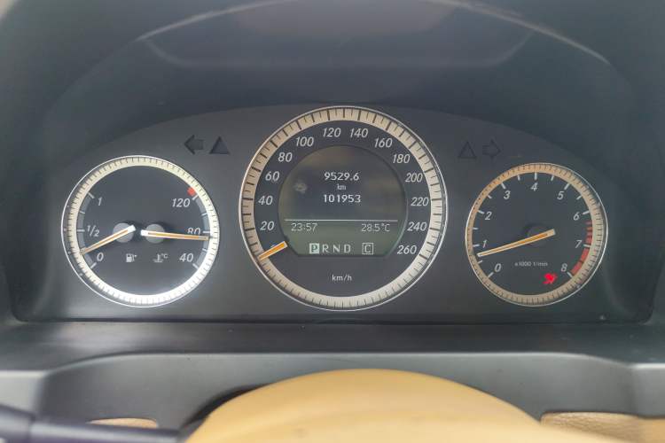 Used Mercedes-Benz C-Class 2008 C 200K Elegant Model Odometer Close Up