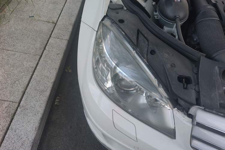 Used Mercedes-Benz C-Class 2008 C 280 Fashion Model Right Front Headlight