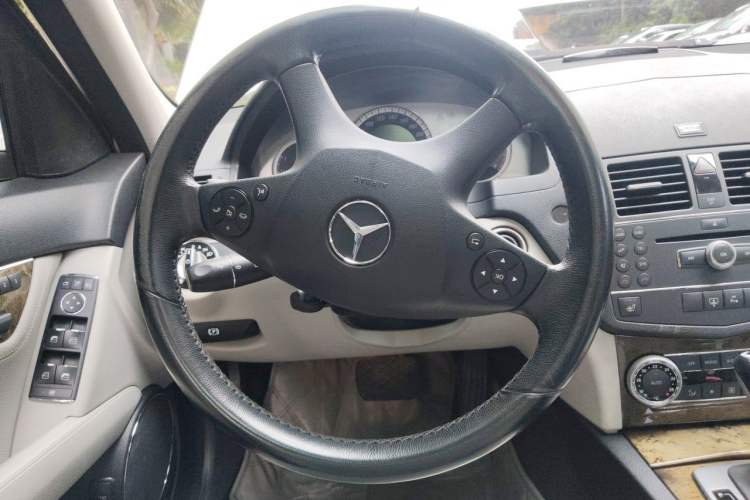 Used Mercedes-Benz C-Class 2008 C 230 Fashion Model Steering Wheel