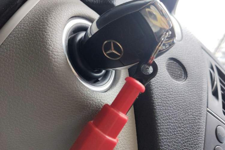 Used Mercedes-Benz C-Class 2008 C 230 Fashion Model Vehicle Key