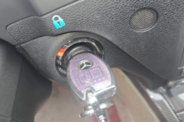 Used Mercedes-Benz C-Class 2008 C 200K Fashion Model Vehicle Key