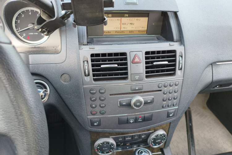 Used Mercedes-Benz C-Class 2008 C 200K Fashion Model Audio And AC Panel