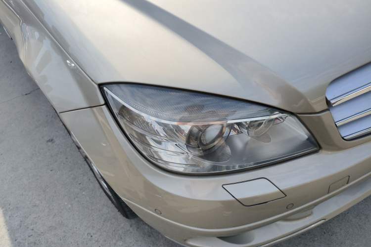 Used Mercedes-Benz C-Class 2008 C 200K Fashion Model Right Front Headlight