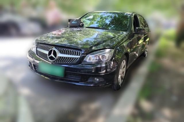 Ojetý Mercedes-Benz C-Class 2010 C 180K Classic model