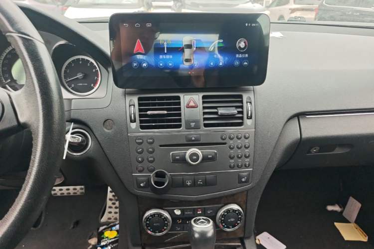Used Mercedes-Benz C-Class 2010 C 200 CGI Fashion Model Audio And AC Panel