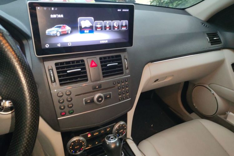Used Mercedes-Benz C-Class 2010 C 180K Classic model Audio And AC Panel