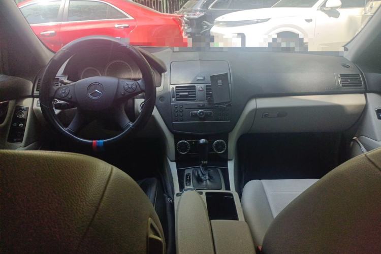 Used Mercedes-Benz C-Class 2010 C 180K Classic model Center Console