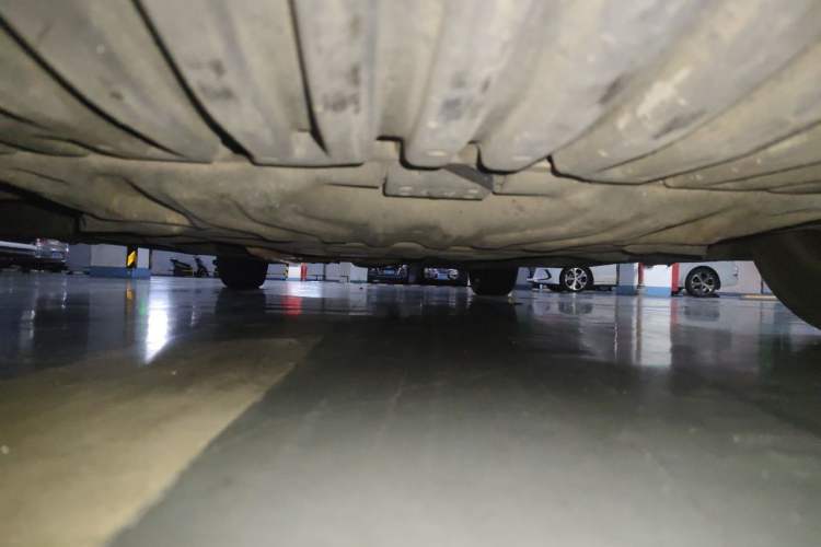 Used Mercedes-Benz C-Class 2010 C 180K Classic model Chassis Front