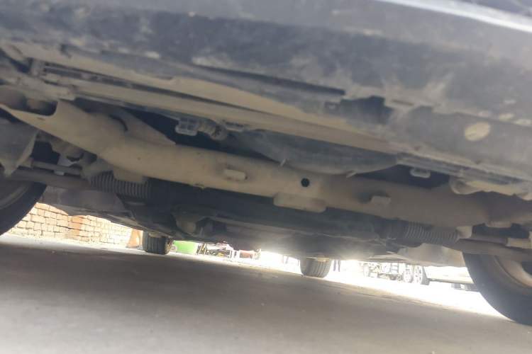Used Mercedes-Benz C-Class 2010 C 180K Classic model Chassis Front