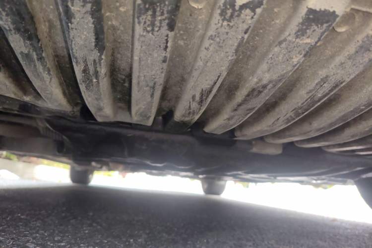 Used Mercedes-Benz C-Class 2010 C 180K Classic model Chassis Front