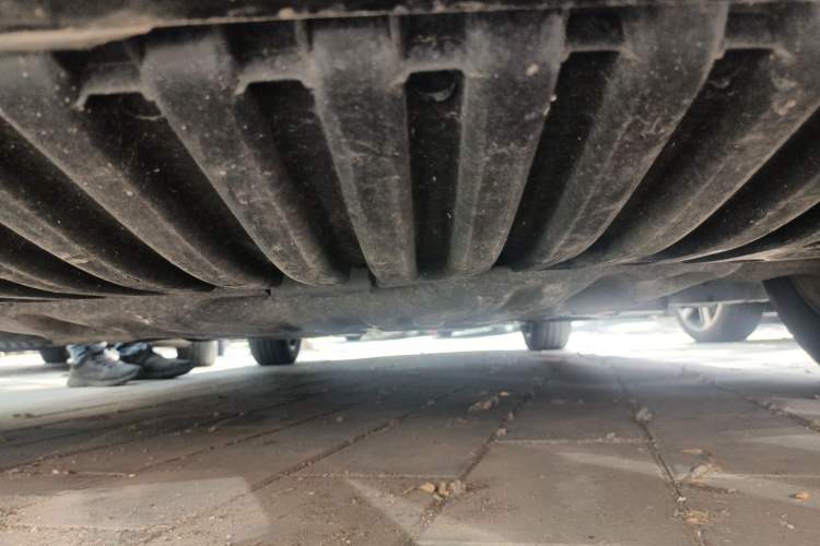 Used Mercedes-Benz C-Class 2010 C 180K Classic model Chassis Front