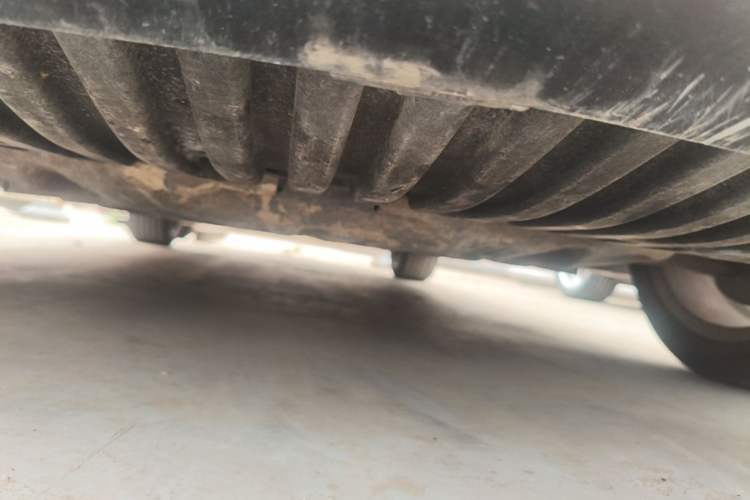 Used Mercedes-Benz C-Class 2010 C 300 Fashion Model Chassis Front