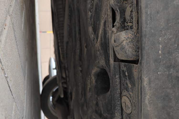Used Mercedes-Benz C-Class 2010 C 180K Classic model Chassis Rear Left