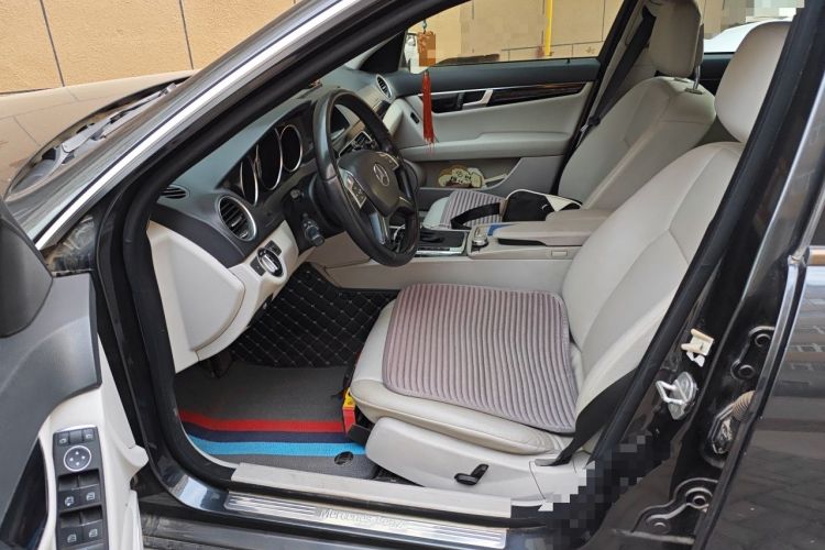 Used Mercedes-Benz C-Class 2010 C 180K Classic model Driver Seat