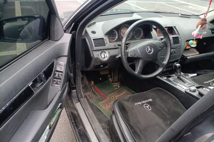 Used Mercedes-Benz C-Class 2010 C 180K Classic model Driver Seat