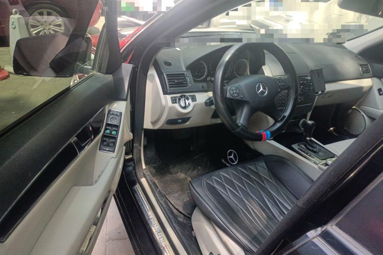 Used Mercedes-Benz C-Class 2010 C 180K Classic model Driver Seat
