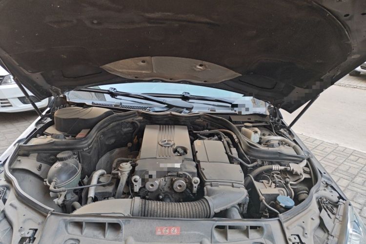 Used Mercedes-Benz C-Class 2010 C 180K Classic model Engine Bay
