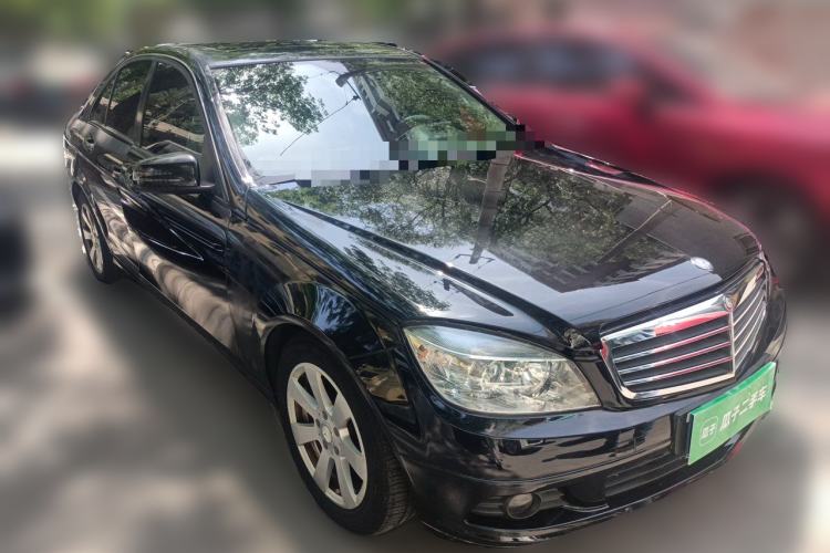 Used Mercedes-Benz C-Class 2010 C 180K Classic model Front Right 45 Deg