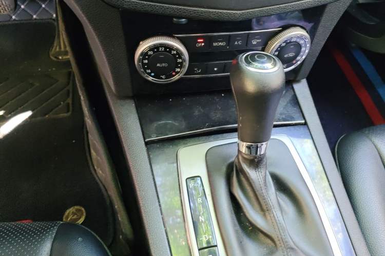 Used Mercedes-Benz C-Class 2010 C 180K Classic model Gear Lever