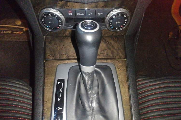 Used Mercedes-Benz C-Class 2010 C 200K Fashion Model Gear Lever