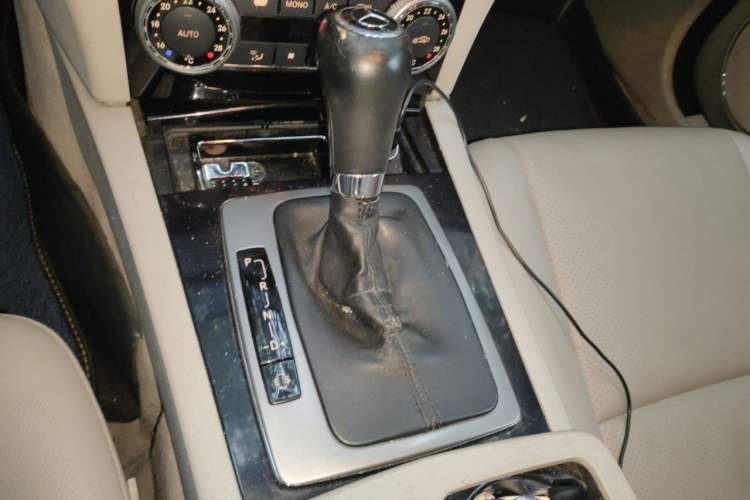 Used Mercedes-Benz C-Class 2010 C 180K Classic model Gear Lever