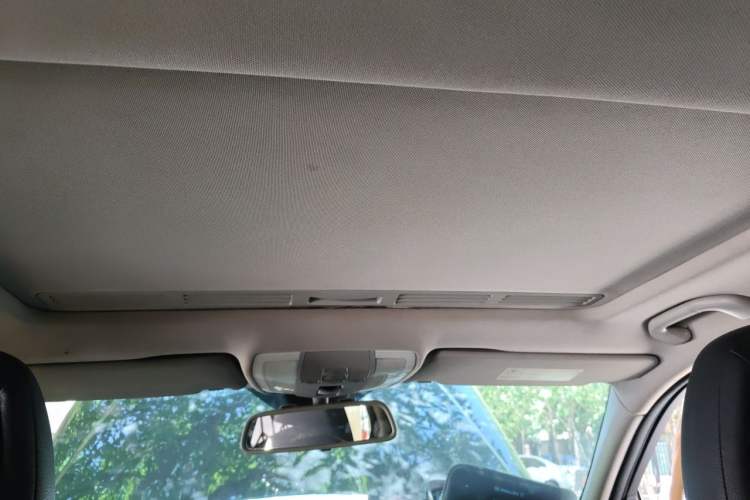 Used Mercedes-Benz C-Class 2010 C 180K Classic model Headliner