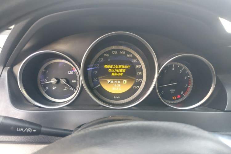 Used Mercedes-Benz C-Class 2010 C 180K Classic model Instrument Cluster