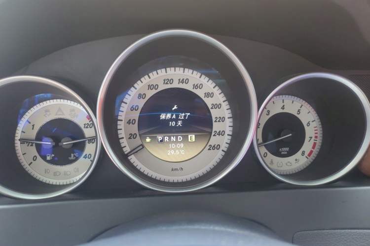 Used Mercedes-Benz C-Class 2010 C 200 CGI Elegance Model Instrument Cluster