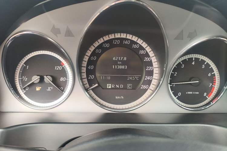 Used Mercedes-Benz C-Class 2010 C 300 Fashion Model Instrument Cluster