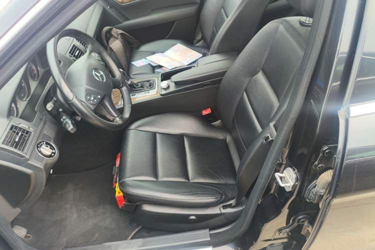 Used Mercedes-Benz C-Class 2010 C 300 Fashion Model Left Front Seat