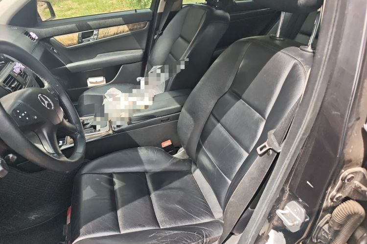 Used Mercedes-Benz C-Class 2010 C 200 CGI Fashion Model Left Front Seat