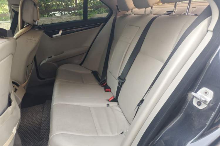 Used Mercedes-Benz C-Class 2010 C 180K Classic model Left Rear Seat