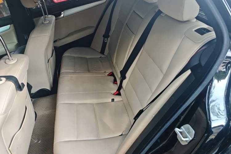 Used Mercedes-Benz C-Class 2010 C 200 CGI Estate Left Rear Seat