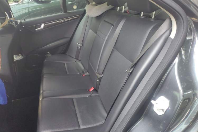 Used Mercedes-Benz C-Class 2010 C 200 CGI Elegance Model Left Rear Seat