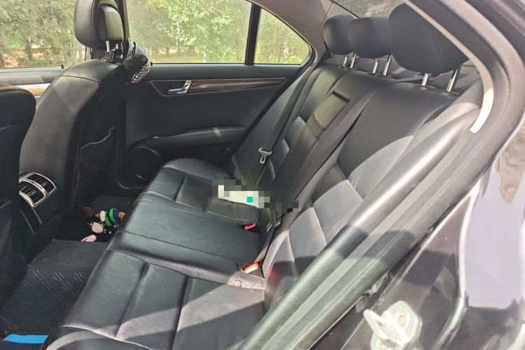 Used Mercedes-Benz C-Class 2010 C 200 CGI Fashion Model Left Rear Seat
