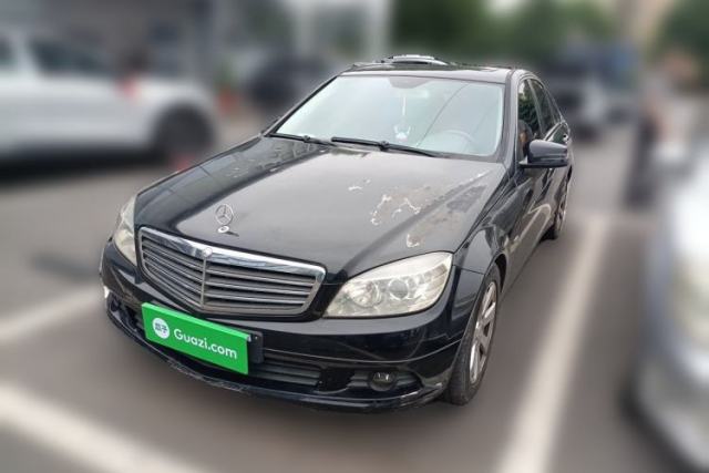 Used Mercedes-Benz C-Class 2010 C 180K Classic model