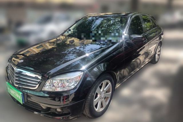 Used Mercedes-Benz C-Class 2010 C 180K Classic model
