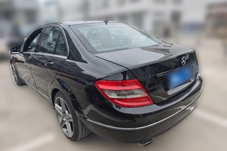 Used Mercedes-Benz C-Class 2010 C 200 CGI Fashion Model Rear Left 45 Deg