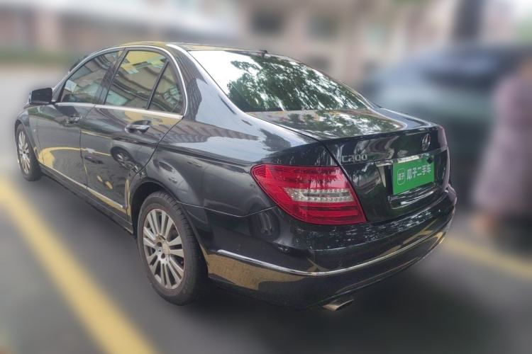 Used Mercedes-Benz C-Class 2010 C 200 CGI Elegance Model Rear Left 45 Deg