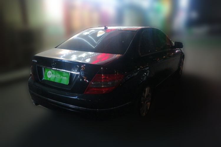 Used Mercedes-Benz C-Class 2010 C 200K Fashion Model Rear Right 45 Deg